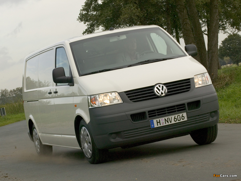 Volkswagen T5 Transporter Van 2003–09 photos (1024 x 768)