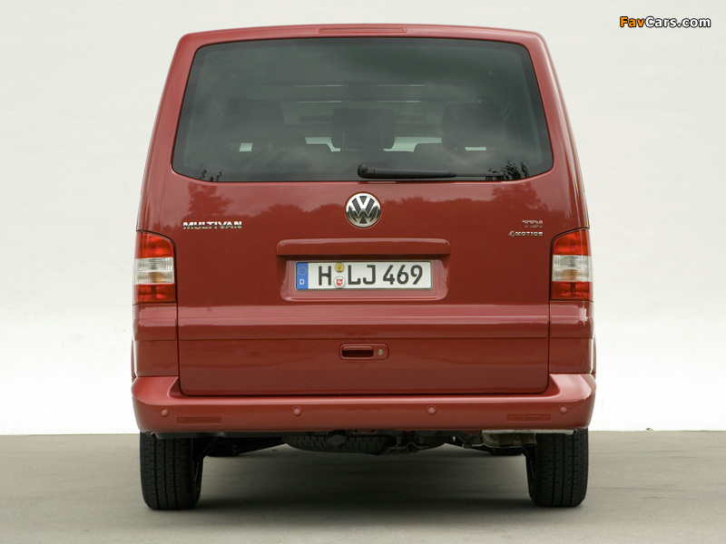 Volkswagen T5 Multivan Comfortline 2003–09 pictures (800 x 600)