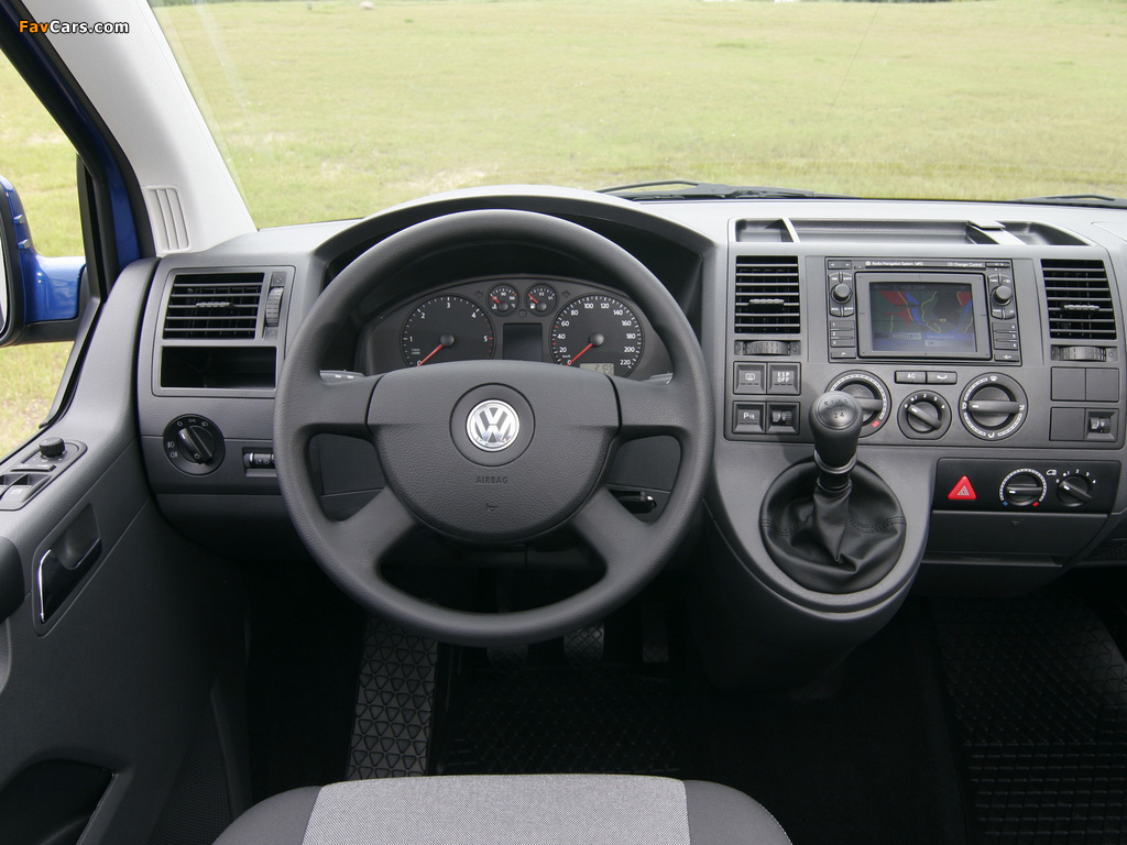 Volkswagen T5 Multivan Startline 2003–09 wallpapers (1024 x 768)