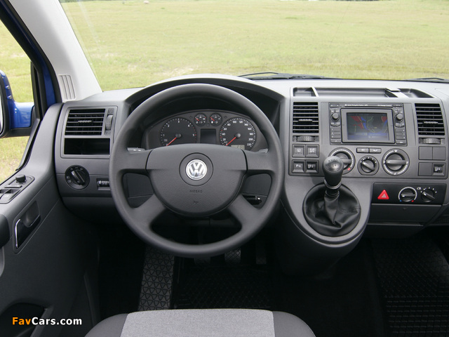 Volkswagen T5 Multivan Startline 2003–09 wallpapers (640 x 480)