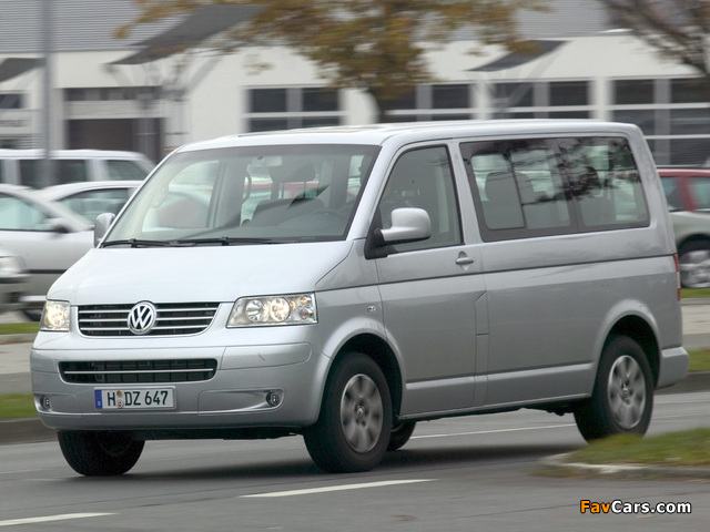 Volkswagen T5 Caravelle 2003–09 wallpapers (640 x 480)