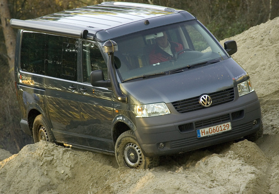 Volkswagen T5 California Trendline 2006–09 pictures
