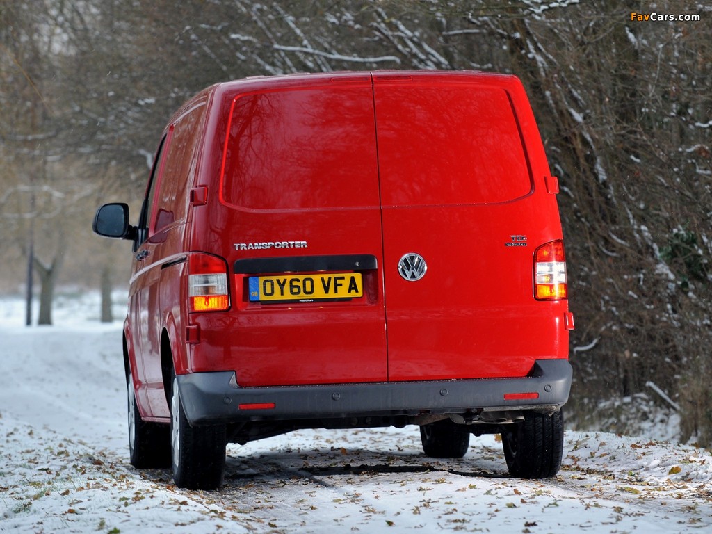 Volkswagen T5 Transporter 4MOTION Van UK-spec 2009 images (1024 x 768)