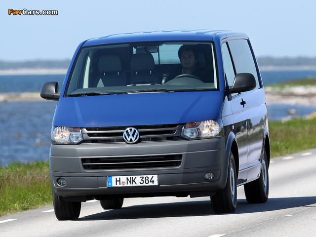 Volkswagen T5 Transporter Van 2009 images (640 x 480)