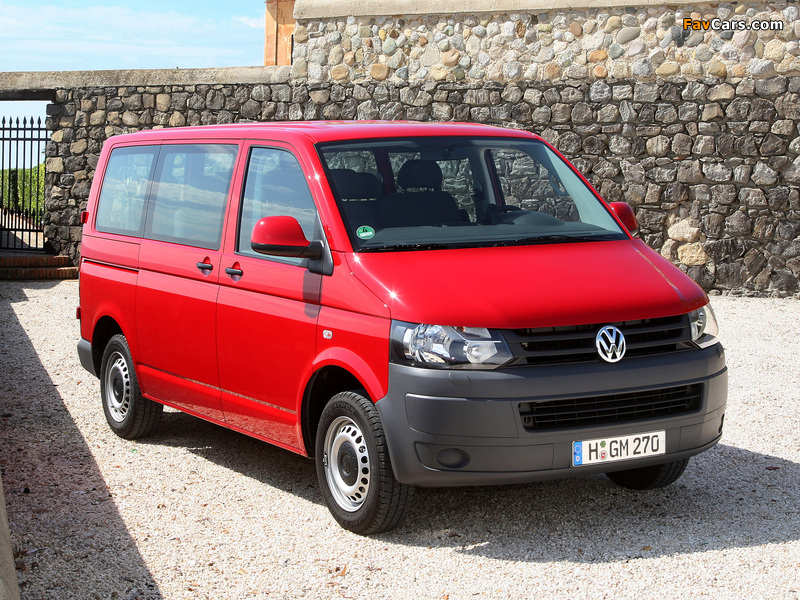 Volkswagen T5 Transporter Combi 2009 images (800 x 600)