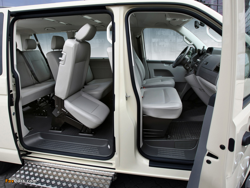 Volkswagen T5 Caravelle Taxi 2009 photos (800 x 600)