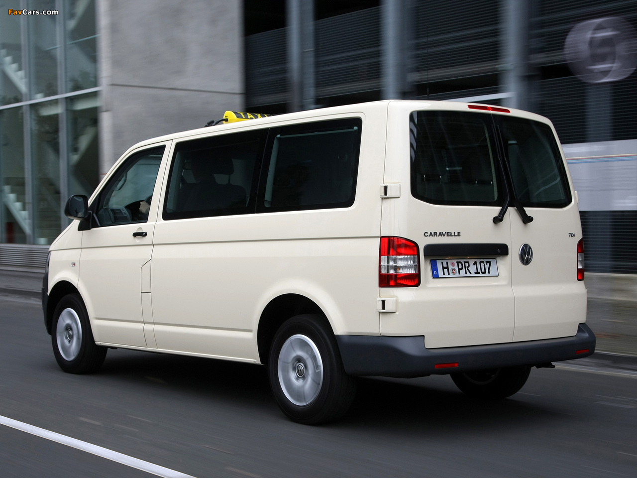 Volkswagen T5 Caravelle Taxi 2009 pictures (1280 x 960)