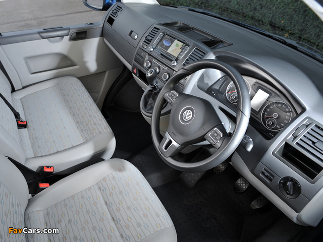Volkswagen T5 Transporter Combi UK-spec 2010 pictures (640 x 480)