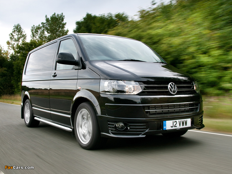 Volkswagen T5 Transporter Sportline UK-spec 2011 images (800 x 600)