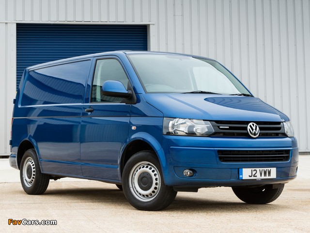 Volkswagen T5 Transporter BlueMotion Van UK-spec 2012 photos (640 x 480)