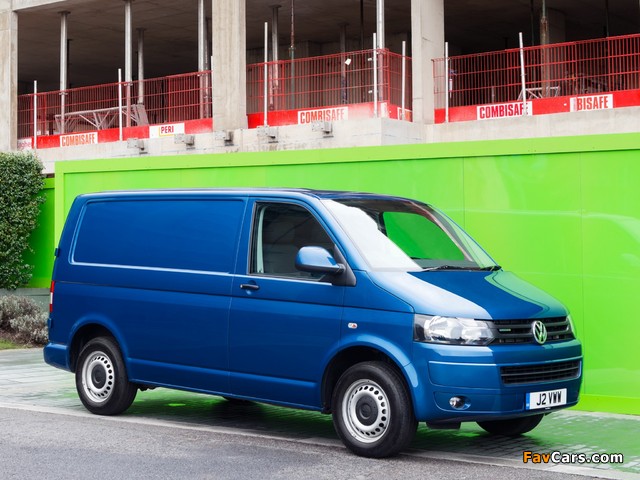 Volkswagen T5 Transporter BlueMotion Van UK-spec 2012 pictures (640 x 480)