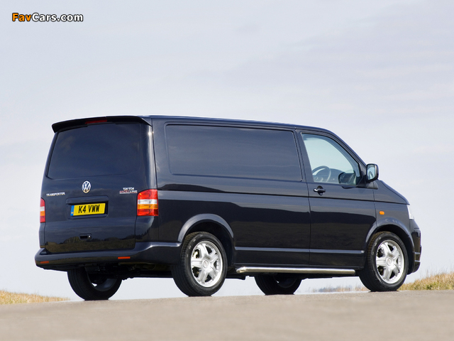 Volkswagen T5 Transporter Sportline UK-spec 2006–09 wallpapers (640 x 480)