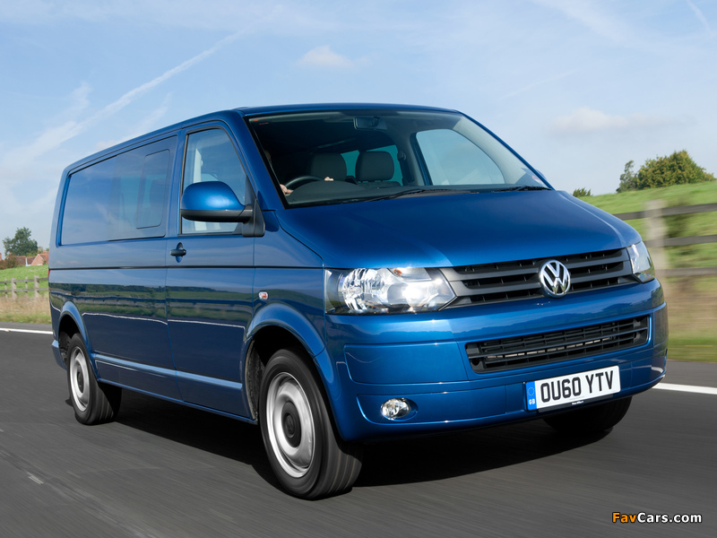 Volkswagen T5 Transporter Combi UK-spec 2010 wallpapers (800 x 600)