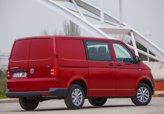 Photos of Volkswagen Transporter Mixto Plus (T6) 2015