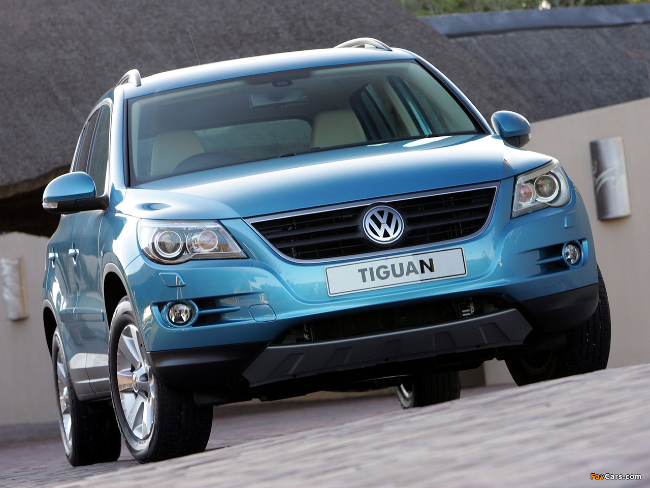 Images of Volkswagen Tiguan Track & Field ZA-spec 2008–11 (1280 x 960)