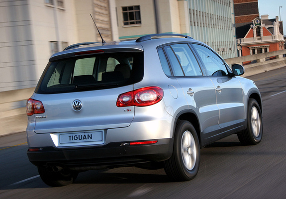 Images of Volkswagen Tiguan ZA-spec 2008–11