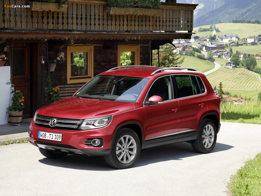 Images of Volkswagen Tiguan Track & Style 2011 (1024 x 768)