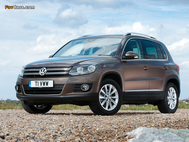 Images of Volkswagen Tiguan Sport & Style UK-spec 2011 (640 x 480)