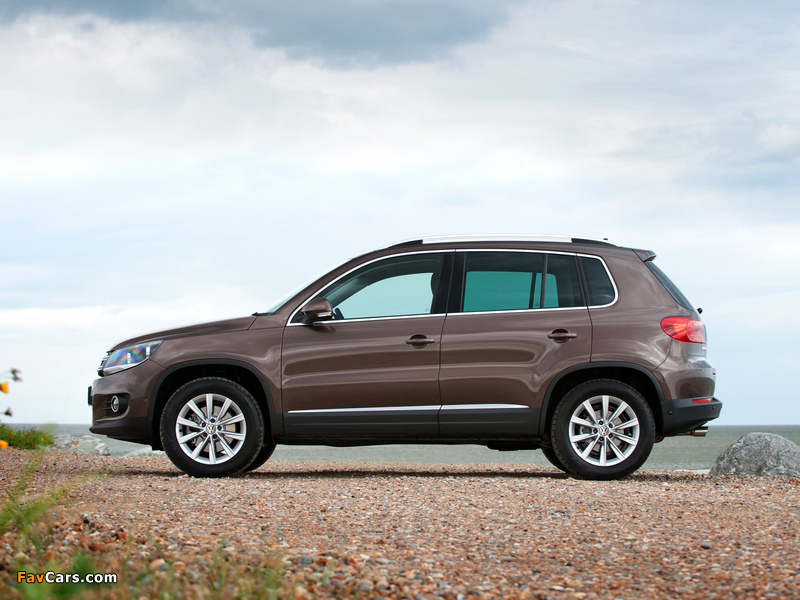 Images of Volkswagen Tiguan Sport & Style UK-spec 2011 (800 x 600)