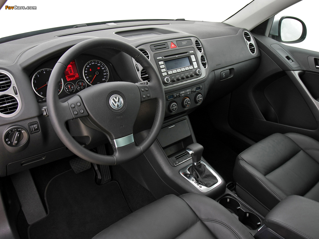 Photos of Volkswagen Tiguan 2008–11 (1024 x 768)
