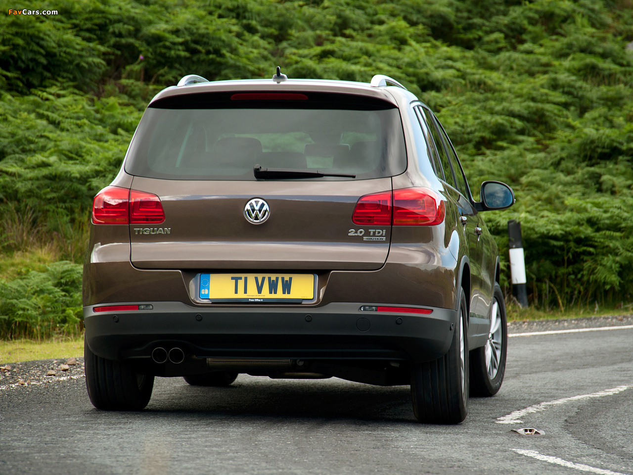 Pictures of Volkswagen Tiguan Sport & Style UK-spec 2011 (1280 x 960)