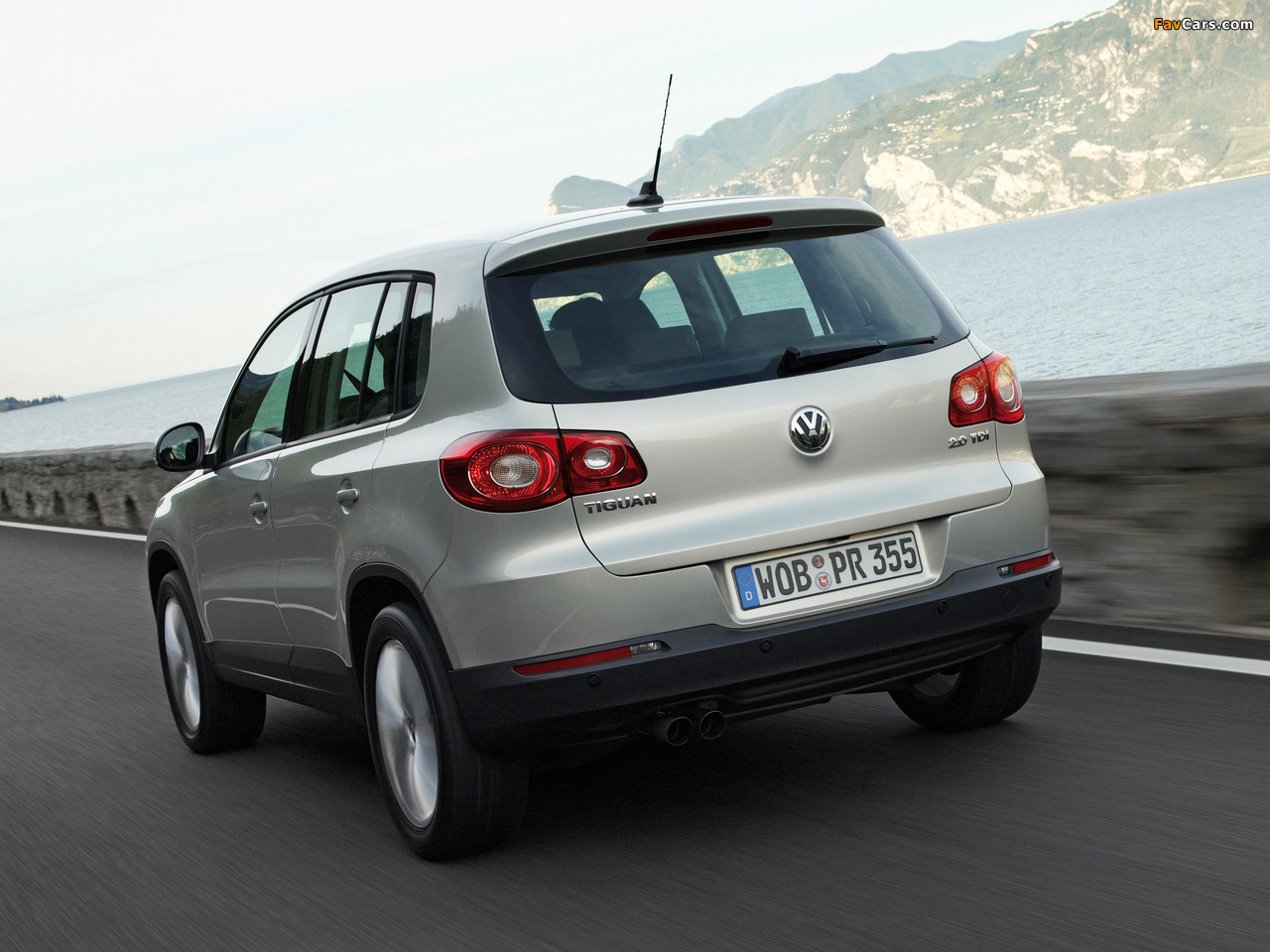 Volkswagen Tiguan 2008–11 images (1280 x 960)