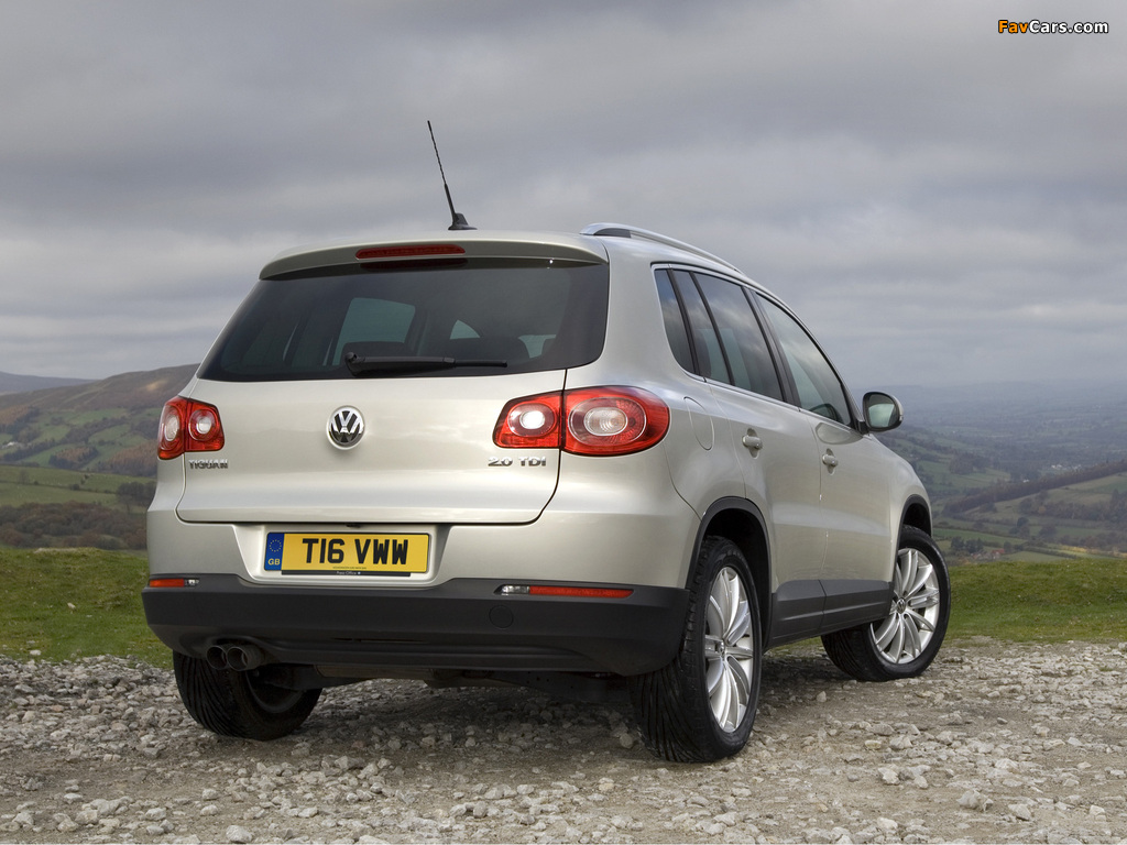 Volkswagen Tiguan UK-spec 2008–11 wallpapers (1024 x 768)