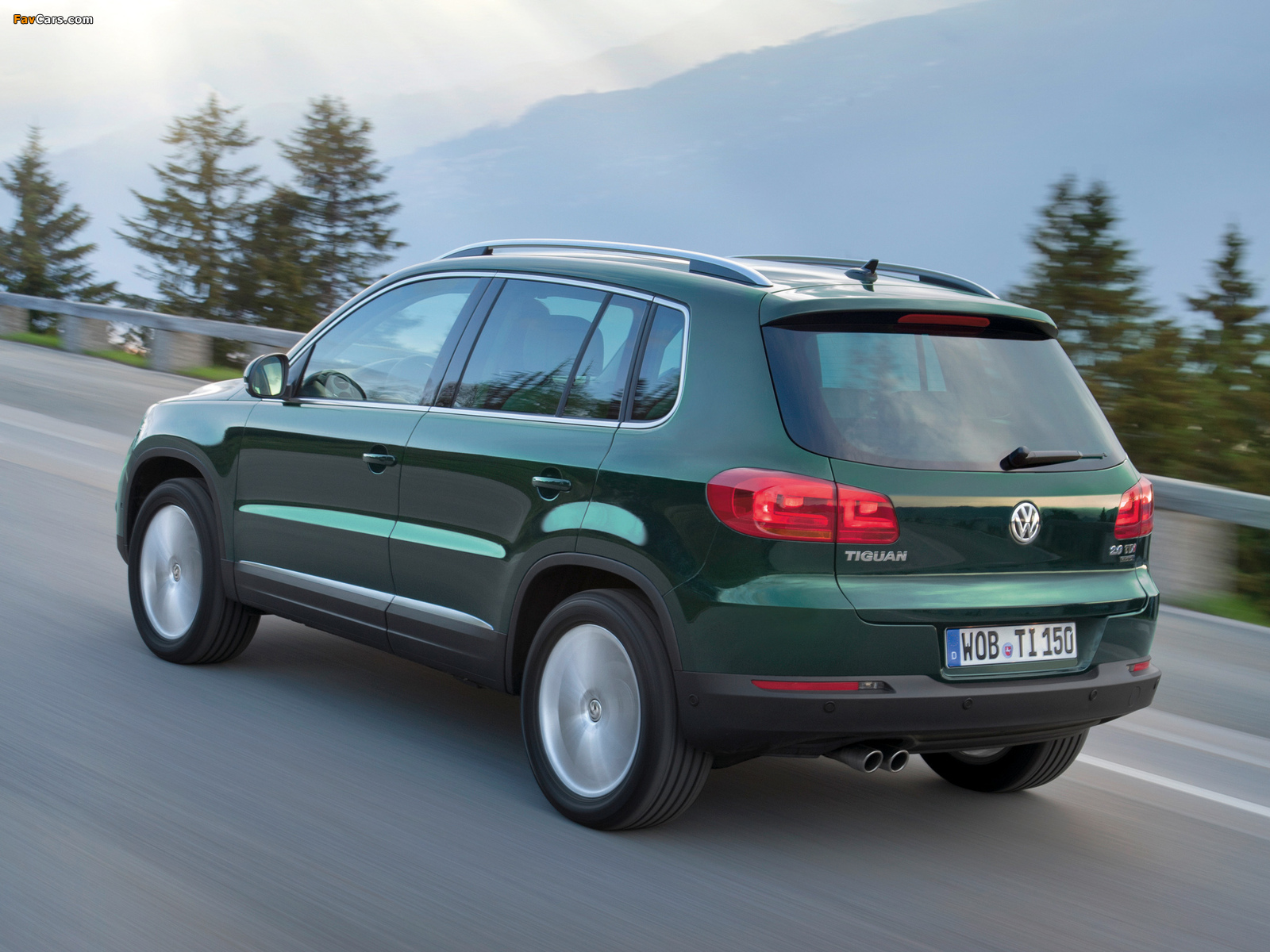 Volkswagen Tiguan Sport & Style 2011 images (1600 x 1200)