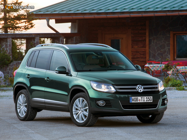 Volkswagen Tiguan Sport & Style 2011 images (640 x 480)