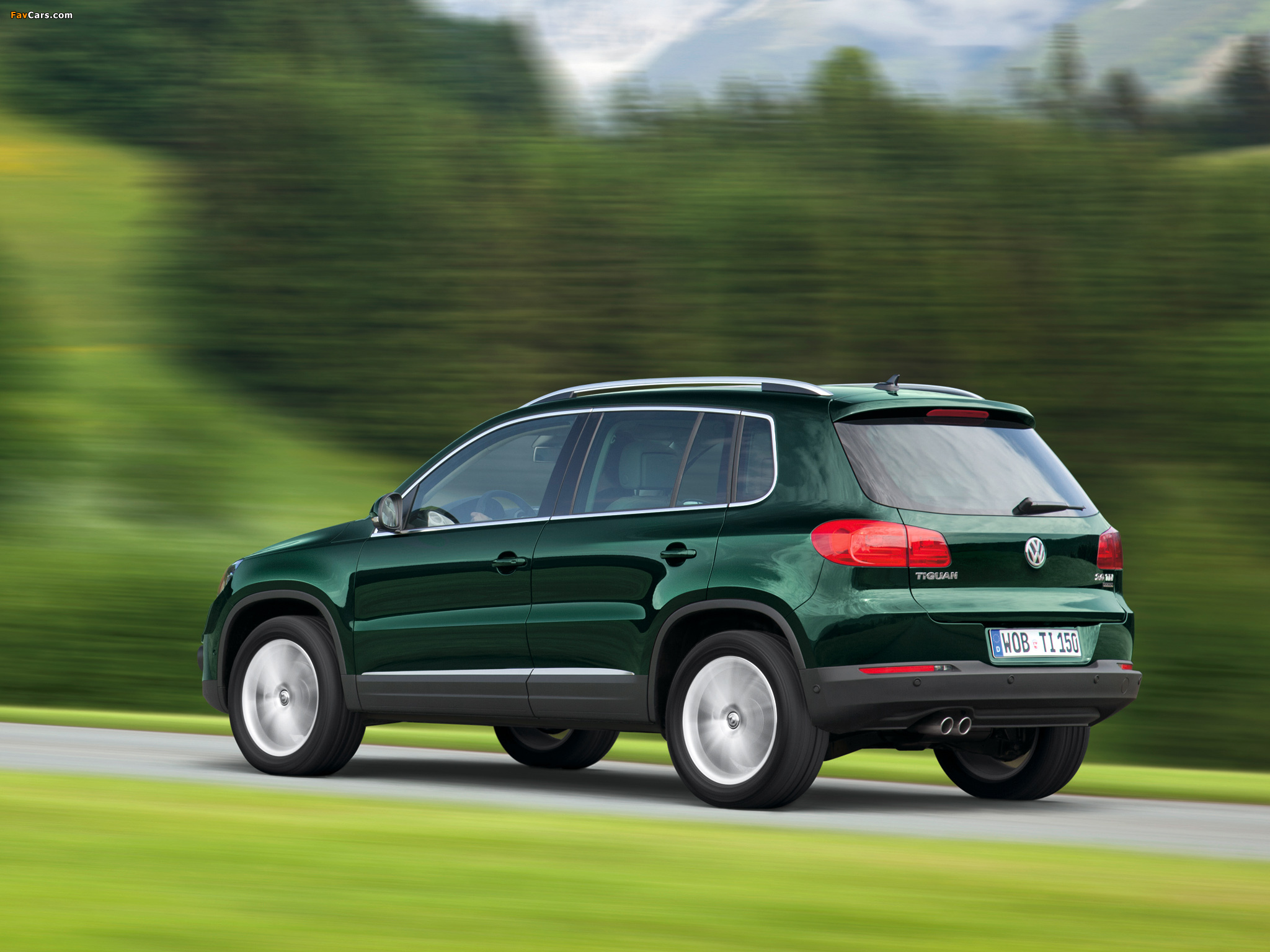 Volkswagen Tiguan Sport & Style 2011 images (2048 x 1536)