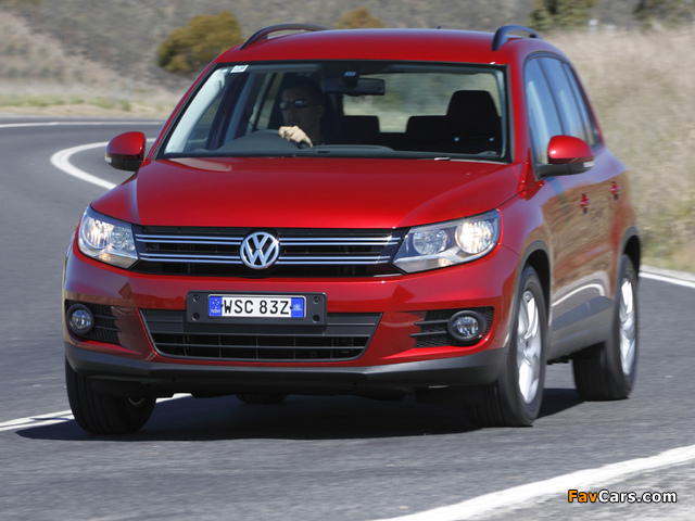 Volkswagen Tiguan Sport & Style AU-spec 2011 images (640 x 480)