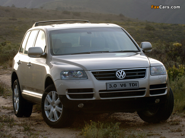 Images of Volkswagen Touareg V6 TDI ZA-spec 2004–07 (640 x 480)