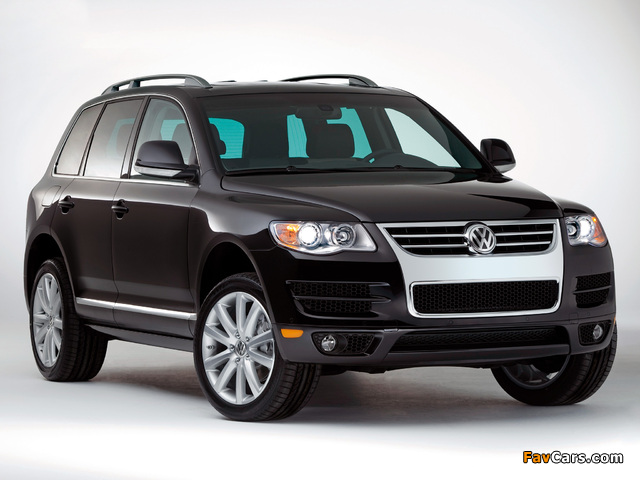 Images of Volkswagen Touareg V6 TDI Lux Limited 2009 (640 x 480)