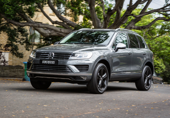 Images of Volkswagen Touareg V6 TDI Wolfsburg Edition AU-spec (7P) 2016