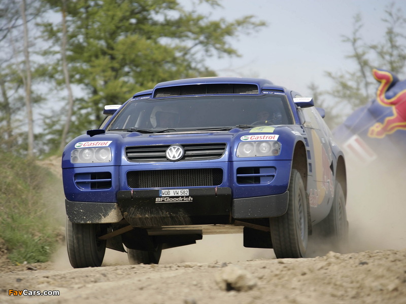 Photos of Volkswagen Race Touareg 2004–06 (800 x 600)