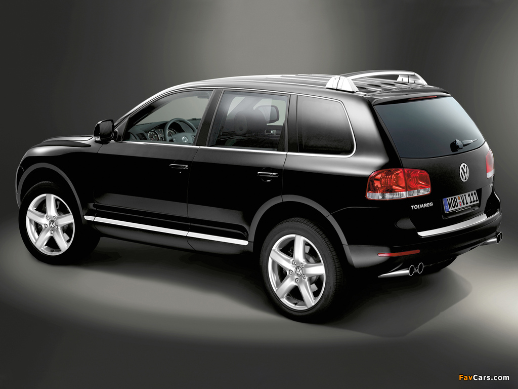 Photos of Volkswagen Touareg W12 Executive 2005 (1024 x 768)