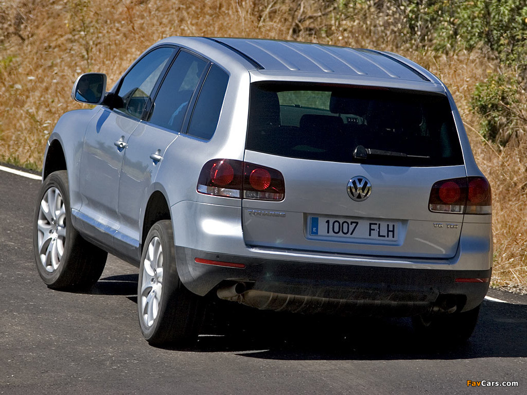 Photos of Volkswagen Touareg V6 TDI 2007–10 (1024 x 768)