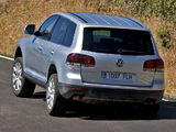 Photos of Volkswagen Touareg V6 TDI 2007–10