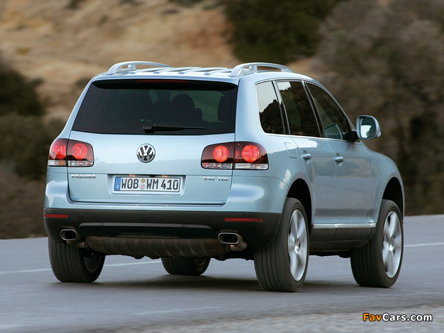 Photos of Volkswagen Touareg V10 TDI 2007–09 (640 x 480)