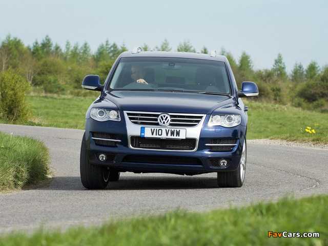Photos of Volkswagen Touareg V10 TDI UK-spec 2007–09 (640 x 480)