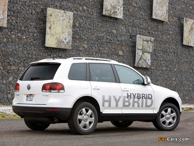 Photos of Volkswagen Touareg V6 TSI Hybrid Prototype 2009 (640 x 480)