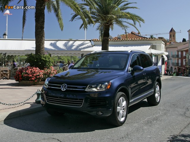 Photos of Volkswagen Touareg Hybrid US-spec 2010 (640 x 480)
