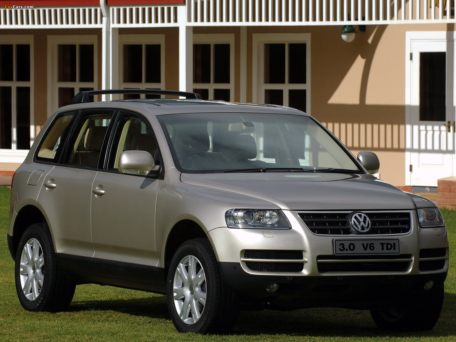 Pictures of Volkswagen Touareg V6 TDI ZA-spec 2004–07 (1600 x 1200)