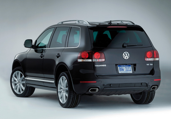 Pictures of Volkswagen Touareg V6 TDI Lux Limited 2009