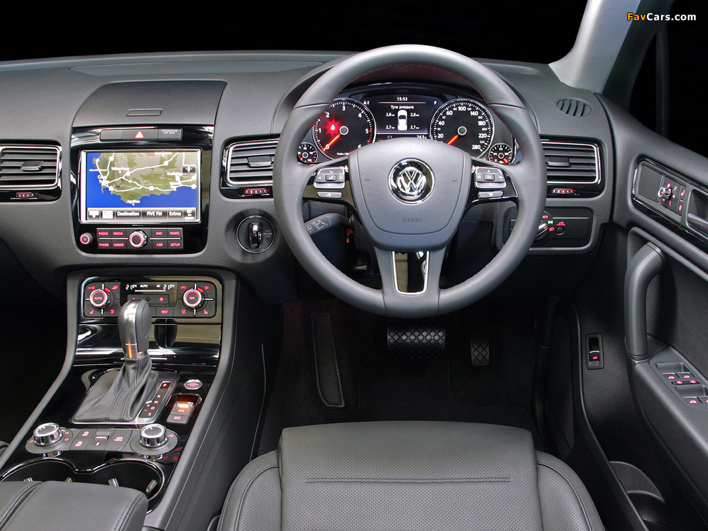 Pictures of Volkswagen Touareg V6 TDI ZA-spec 2010 (1024 x 768)
