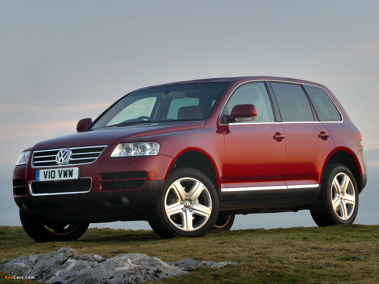 Volkswagen Touareg V10 TDI UK-spec 2002–07 pictures (1280 x 960)