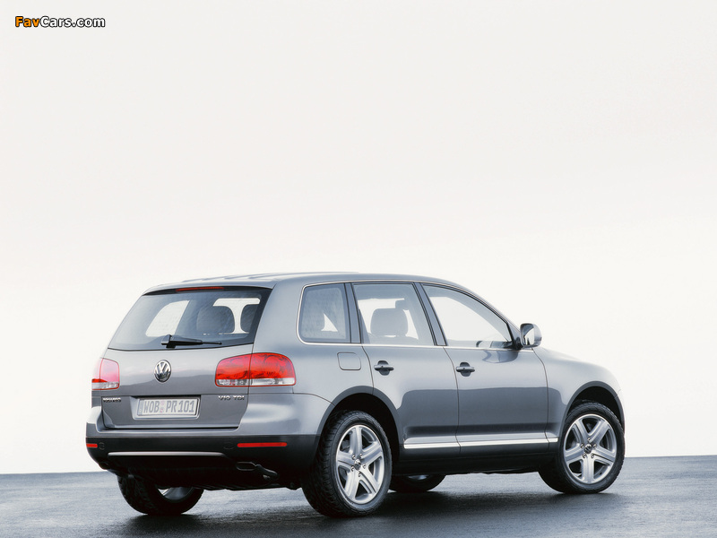 Volkswagen Touareg V10 TDI 2002–07 pictures (800 x 600)
