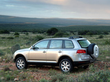 Volkswagen Touareg V6 TDI ZA-spec 2004–07 pictures