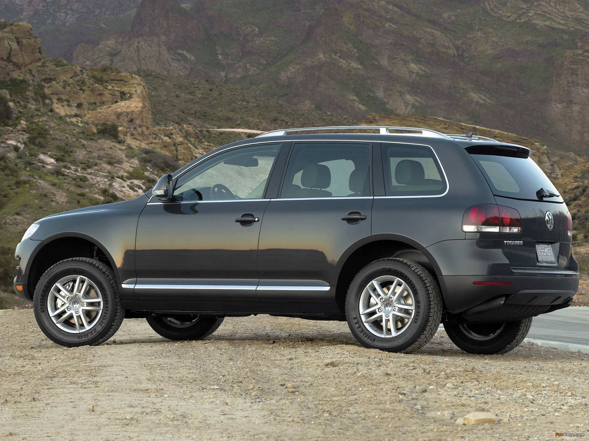 Volkswagen Touareg V8 US-spec 2007–09 images (2048 x 1536)