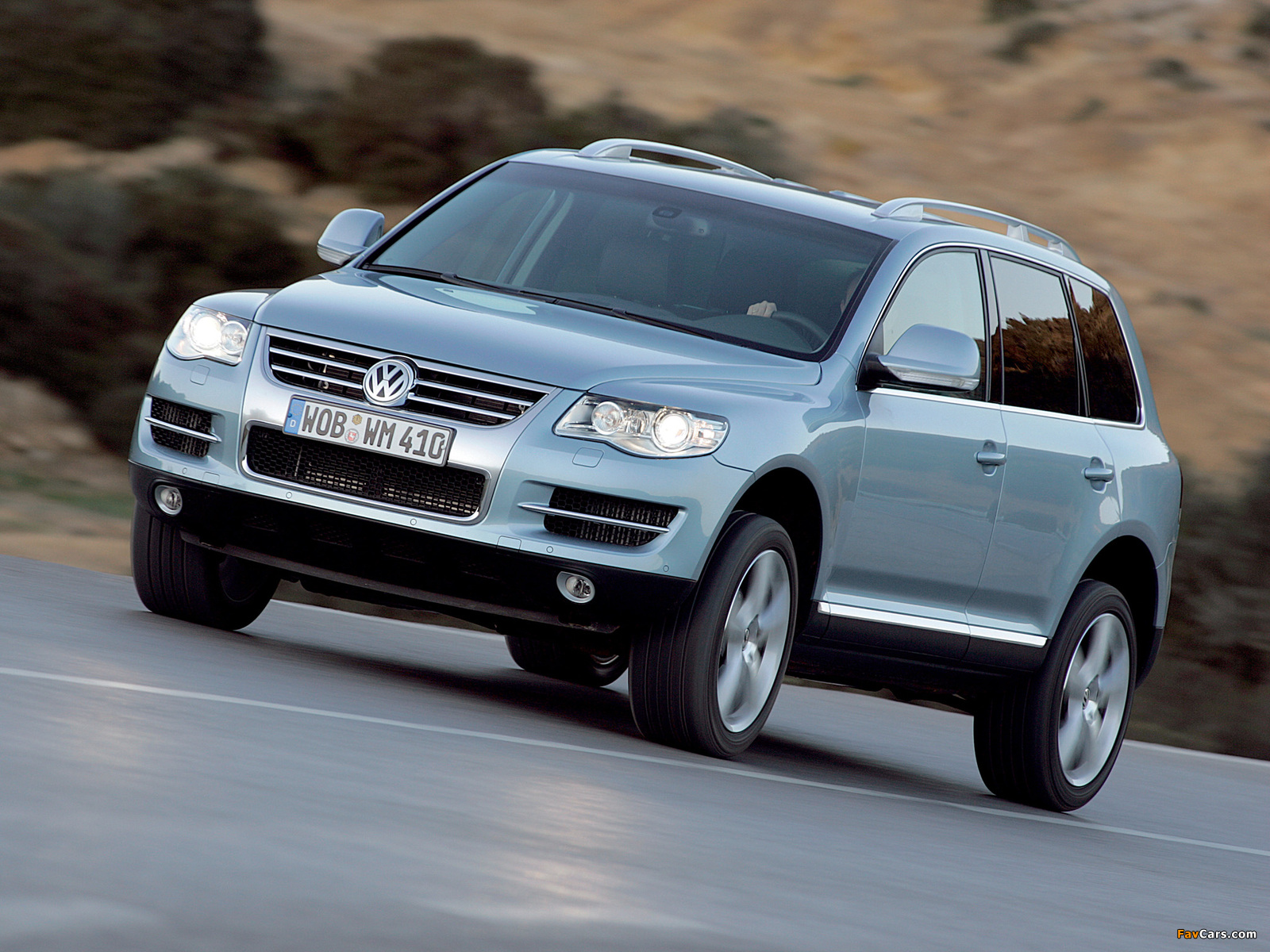 Volkswagen Touareg V10 TDI 2007–09 pictures (1600 x 1200)